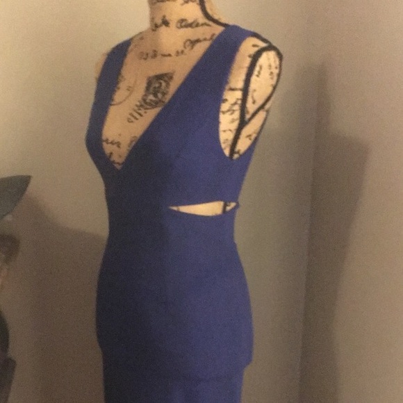 Alice and Olivia Riki Cutout Sheath Dress 0